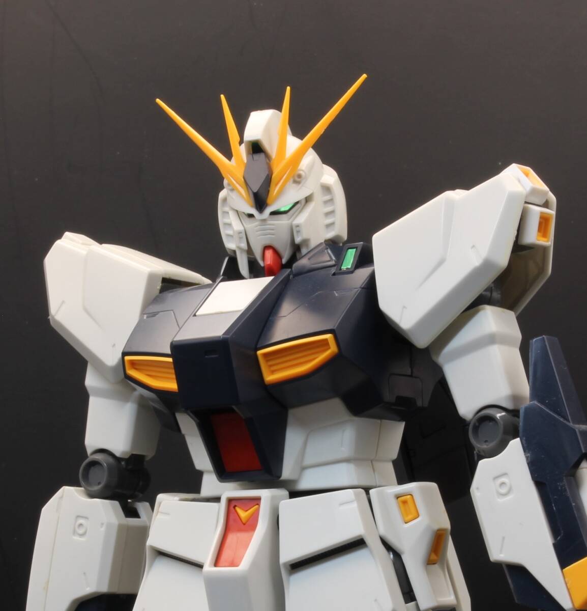 Yahoo!オークション -「mg ニューガンダム 完成品」の落札相場