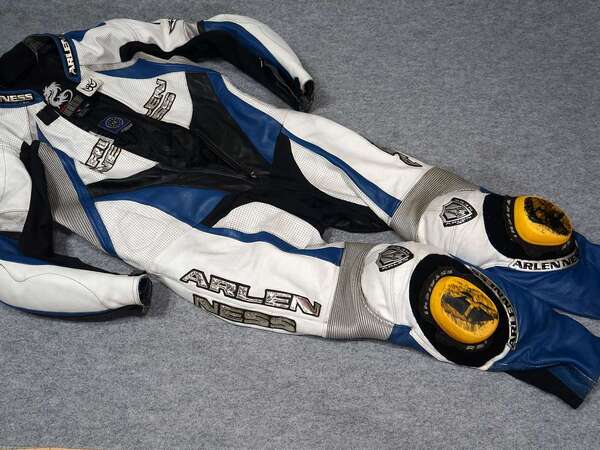 ARLENNESS アレンネス レーシングスーツ レーシングツナギ USED傷汚れあり サイズ:XLW 胸元チャック取手タグなし