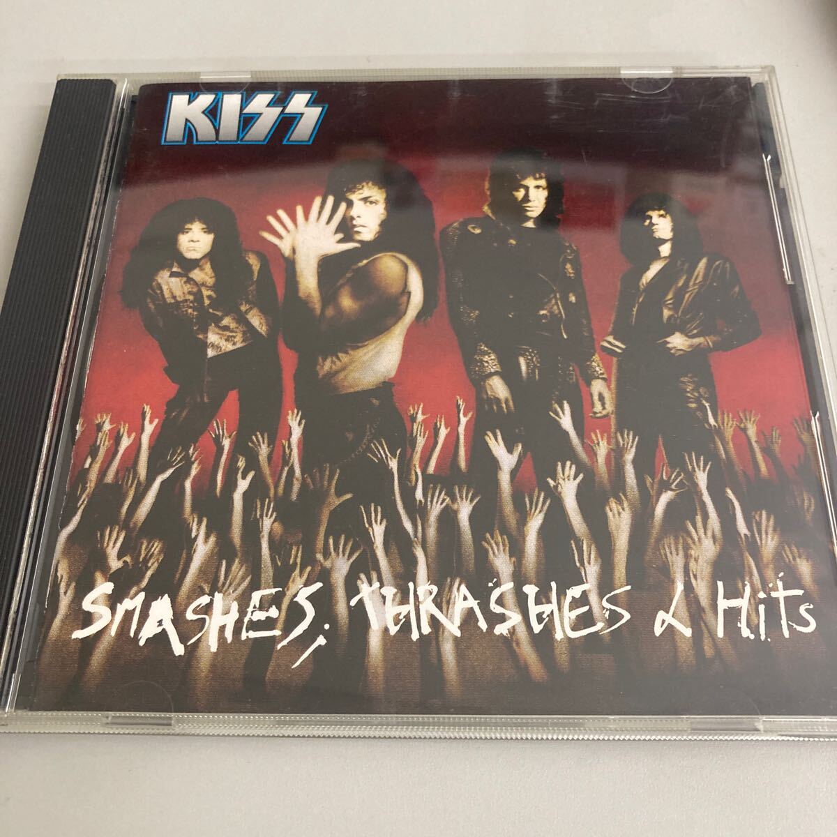 新品『グレイテスト・キッス　KISS　SMASHES THRASHES＆HITS Autographed KISS Smashes, Thrashes, and Hits CD