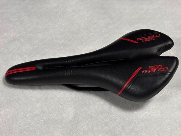 中古 selle san marco セラサンマルコ ロードバイク用サドル サイズ約28cm×14cm 送料無料