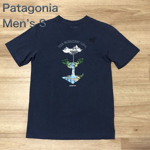 【送料無料】使用感ありPatagonia 半袖Tシャツ ネイビー系プリント メンズSサイズ パタゴニアアウトドア登山