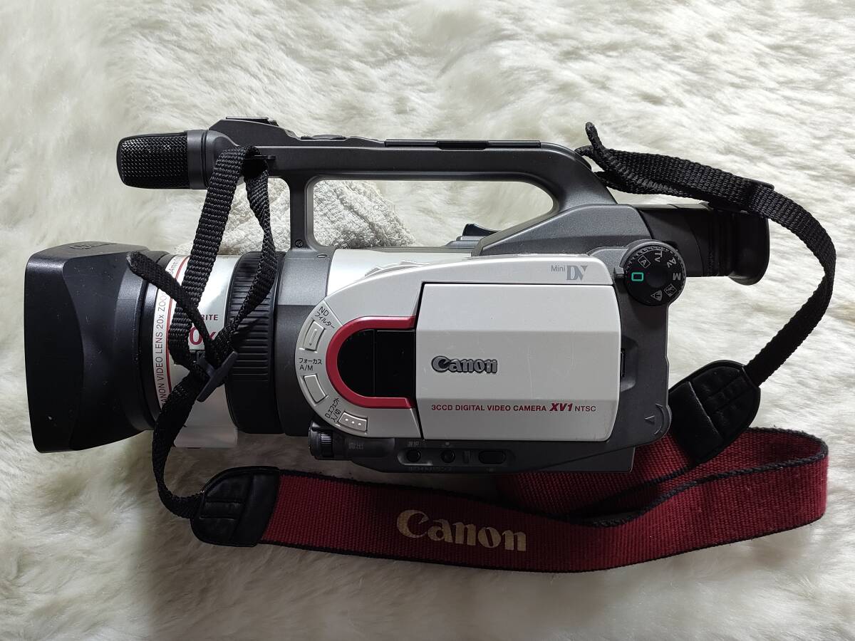 Canon miniDVビデオカメラ XV1