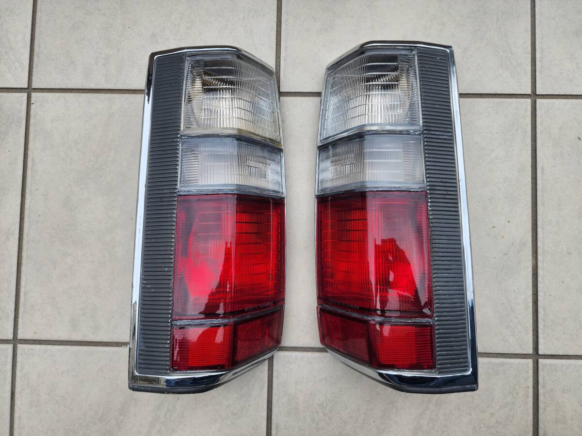 Y30 グロリア・ワゴン/バン テールランプ セドリック Yahoo!オークション -「グロリアワゴンテール」の落札相場・落札価格