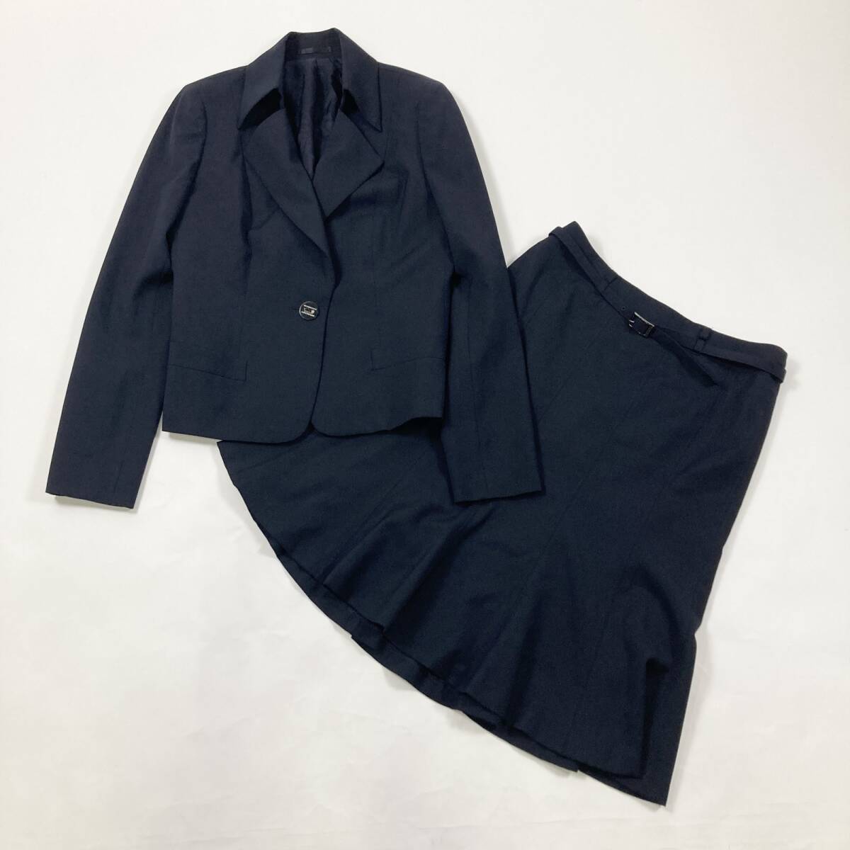 BURBERRY LONDON サイズ38 スーツ Yahoo!オークション -「バーバリー スーツ 38」(バーバリー) (は