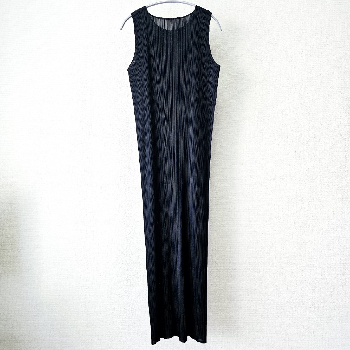 ISSEY MIYAKE イッセイミヤケ ワンピース 黒 2011525M0045 Yahoo!オークション -「イッセイミヤケ プリーツプリーズ 5