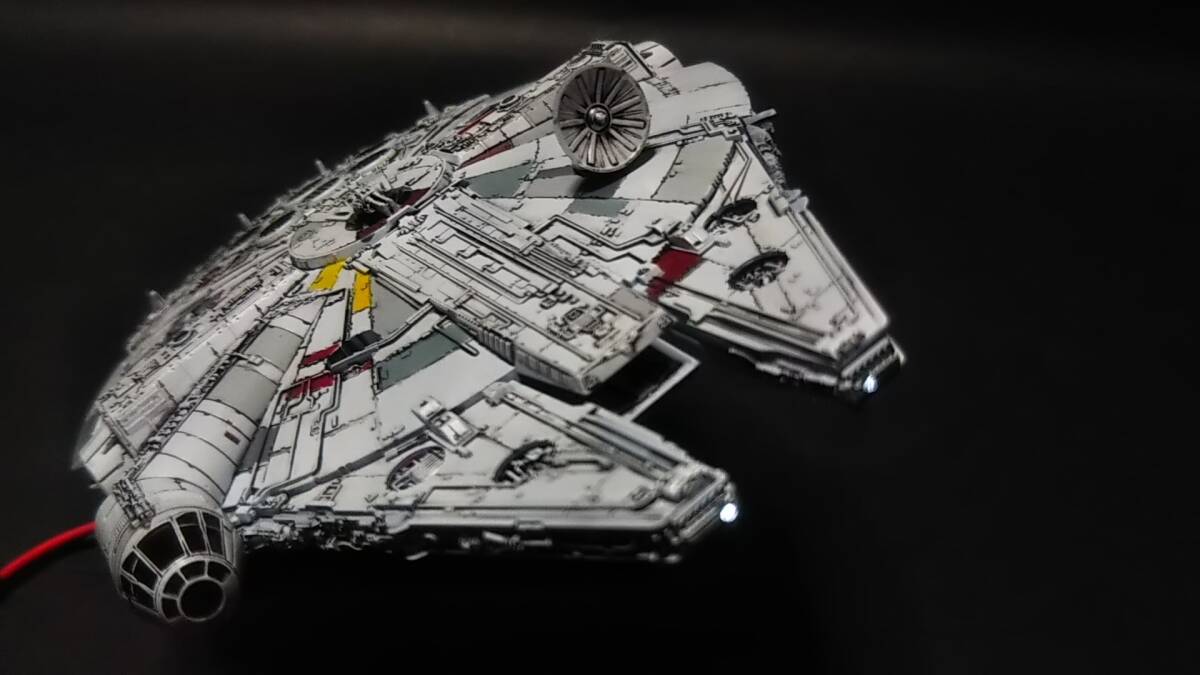 ミレニアムファルコン 最後のジェダイ 電飾改修 塗装済 完成品 1/350 Amazon.co.jp: ミレニアムファルコン 電飾改修完成 5本脚 1350