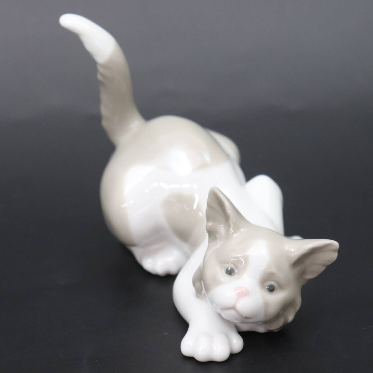 ヘレンド フィギュリン 玉乗り猫 陶器 玉のり ねこ赤色 オレンジ色 金彩 ネコ ヘレンド フィギュリン 玉乗り猫 陶器 玉のり ねこ赤色 オレンジ