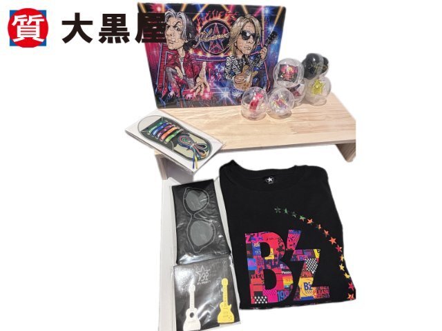 B'z 歴代ツアー キーホルダー まとめて - メルカリ
