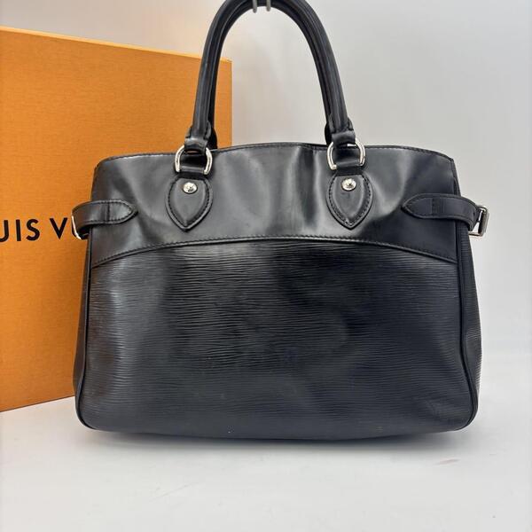 LOUIS VUITTON ルイヴィトン エピ パッシィPM トートバッグ ハンドバッグ ブラック 通勤 通学