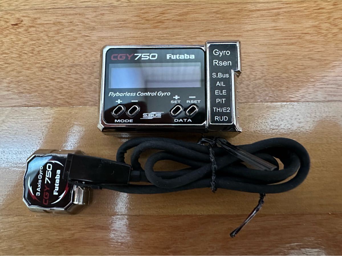 ラジコンヘリ FUTABA CGY750 3軸ジャイロ 双葉電子工業 Yahoo!オークション -「cgy750 3軸ジャイロ」の落札相場・落札価格