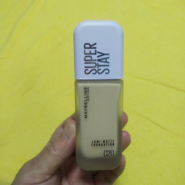 即決 送料込【切手,金券払可/手渡しで返金可】MAYBELLINE メイベリン SPステイ ルミマット リキッド ファンデーション C20 6902395856207