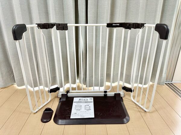 日本育児 おくだけとおせんぼ おくトビラ スチール ベビーゲート