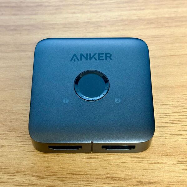 本体のみ Anker Switch (2-in-1 Out, 4K) 双方向 セレクター 4K HDR 3Dコンテンツ対応 分配器 切替器 MacBook Pro/Air Switch Xbox 360 他