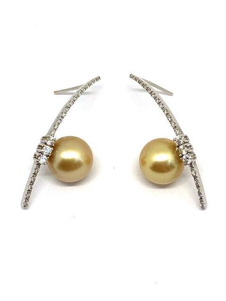【即決】 750 K18WG 白蝶真珠 ゴールデンパール11.4mm ピアス D0.26 0.26 ジュエリー 南洋真珠 ダイヤモンド ホワイトゴールド 8.2g