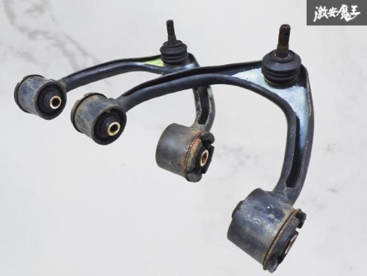 jzx100 チェイサーアッパーアーム純正新品左右 トヨタ 新品 リア アッパー アーム ボールジョイント 左右 1個