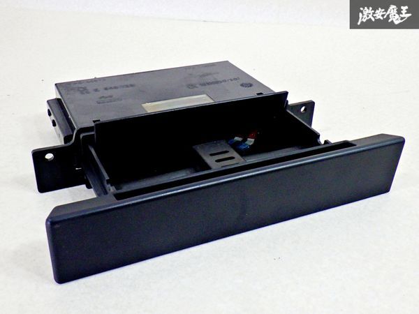 アルファロメオ　alfa Romeo  灰皿　【未使用】 未使用】FIAT アルファロメオ ジュリエッタ 灰皿 アッシュトレイ