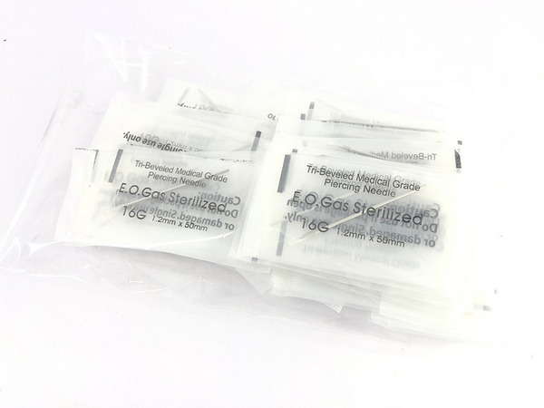 ■【未使用品】ピアッシング ニードル 16G ボディ ピアス ピアッサー 80本 セット まとめ売り 大量