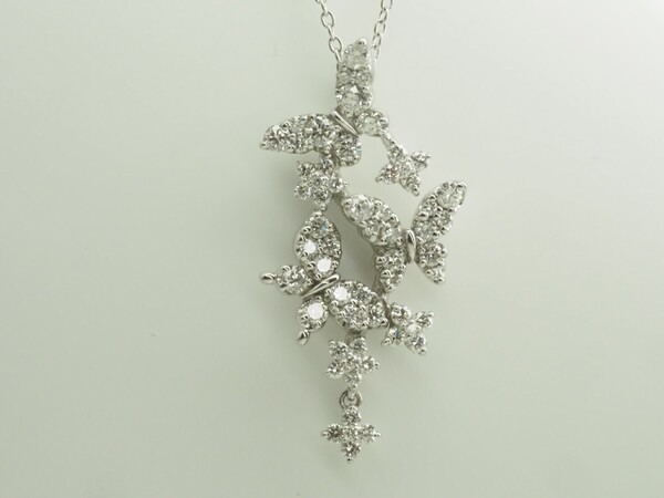 ●セイレーンアズーロ 素敵な天然ダイヤモンドバタフライネックレス K18WG D1.00ct