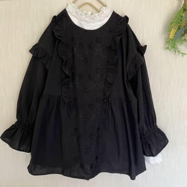 新品★サマンサモスモス★sm2★チャコール*お花立体刺繍*ふんわり可愛いフリル春チュニック