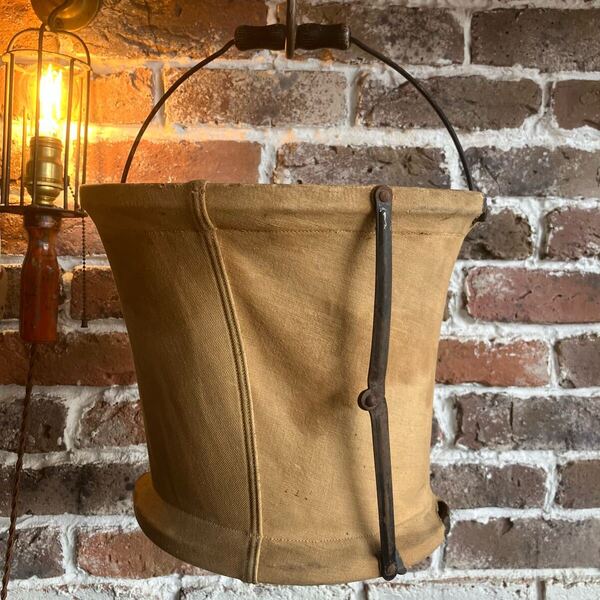 【antique】キャンバス 折り畳み バケツ Canvas Bucket 店舗什器 antiques アンティーク 古着 US 店舗什器 古道具 vintage