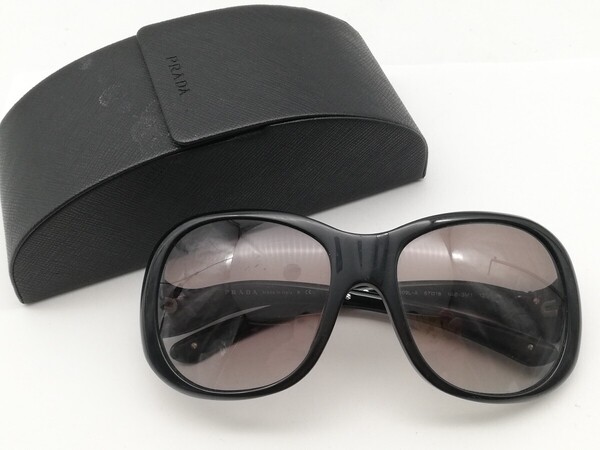 PRADA プラダ サングラス ブラック シルバー ロゴ SPR09L-A ケース付き