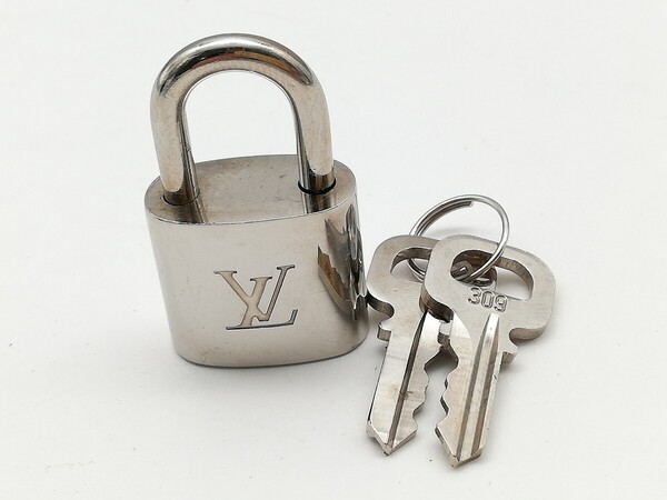 LOUIS VUITTON パドロック キー シルバー 南京錠 鍵 カデナ 309 カギ ルイヴィトン 送料無料