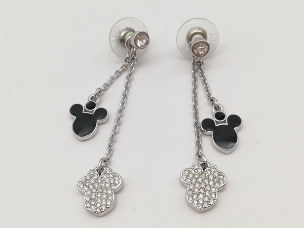 美品 SWAROVSKI ピアス ディズニーコラボ クリスタル シルバー ブラック ミッキー ミニー Disney スワロフスキー