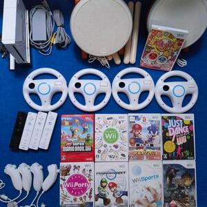4人で遊ぶWii ハンドル 本体マリオカート 太鼓の達人 音ゲーセット任天堂 送料無料 動作品 タタコン ヌンチャク wiiリモコン