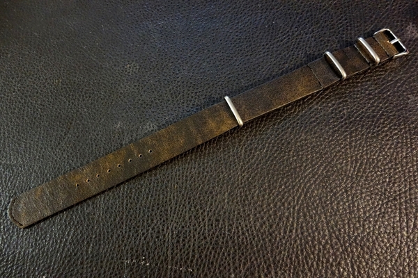 ◆Leather NATO G10Strap◆高品質国産本牛革キップレザー茶芯 VINTAGE BLACK Custom Order(ラグ幅/バックル) 受注生産 腕時計ベルト 黒