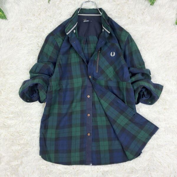 美品 FRED PERRY フレッドペリー ワンポイント刺繍ロゴ ブラックウォッチ 長袖シャツ ネルシャツ ボタンダウン S