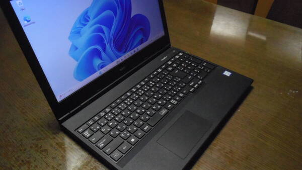 ●Webカメラ内蔵SSDノートNEC PC-VRT16F-6/第8世代C i5-8265U/メモリ増設16G/SSD 256G/DVDRW●Win11Pro(最新24H2)中古品 匿名配送無料