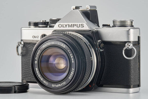 OLYMPUS OM-2 35ミリフィルムカメラ/G.Zuiko Auto-W f3.5 28mmマニュアルフォーカスレンズ #B8