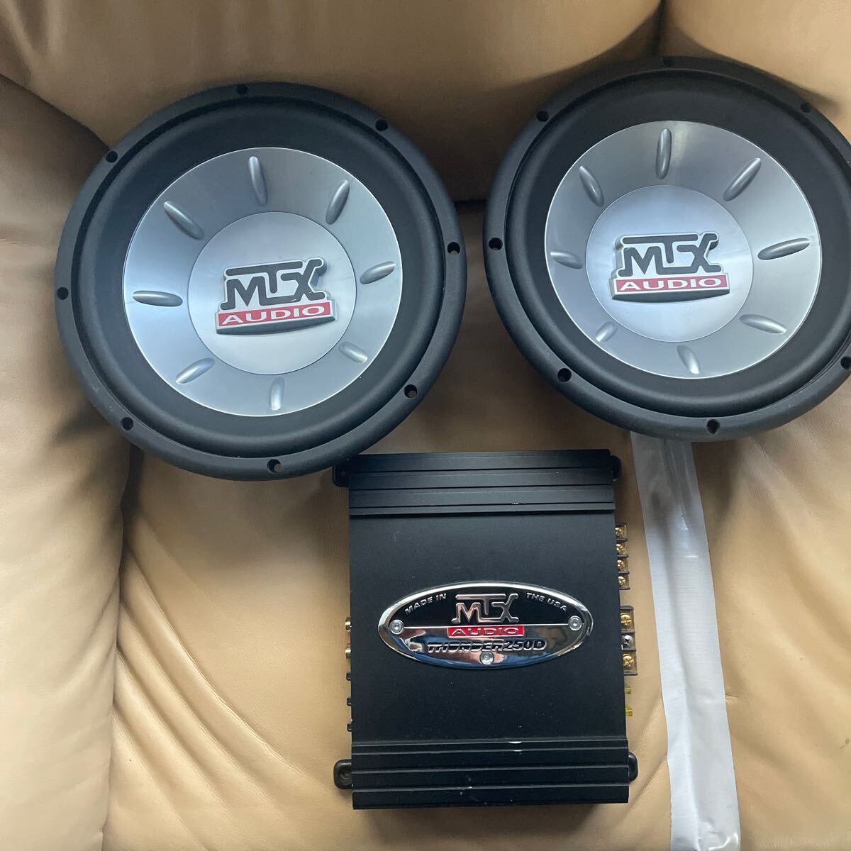 CWR10 (48CWR102) 25cm 2Ω DVC Max.800W キッカー Kicker