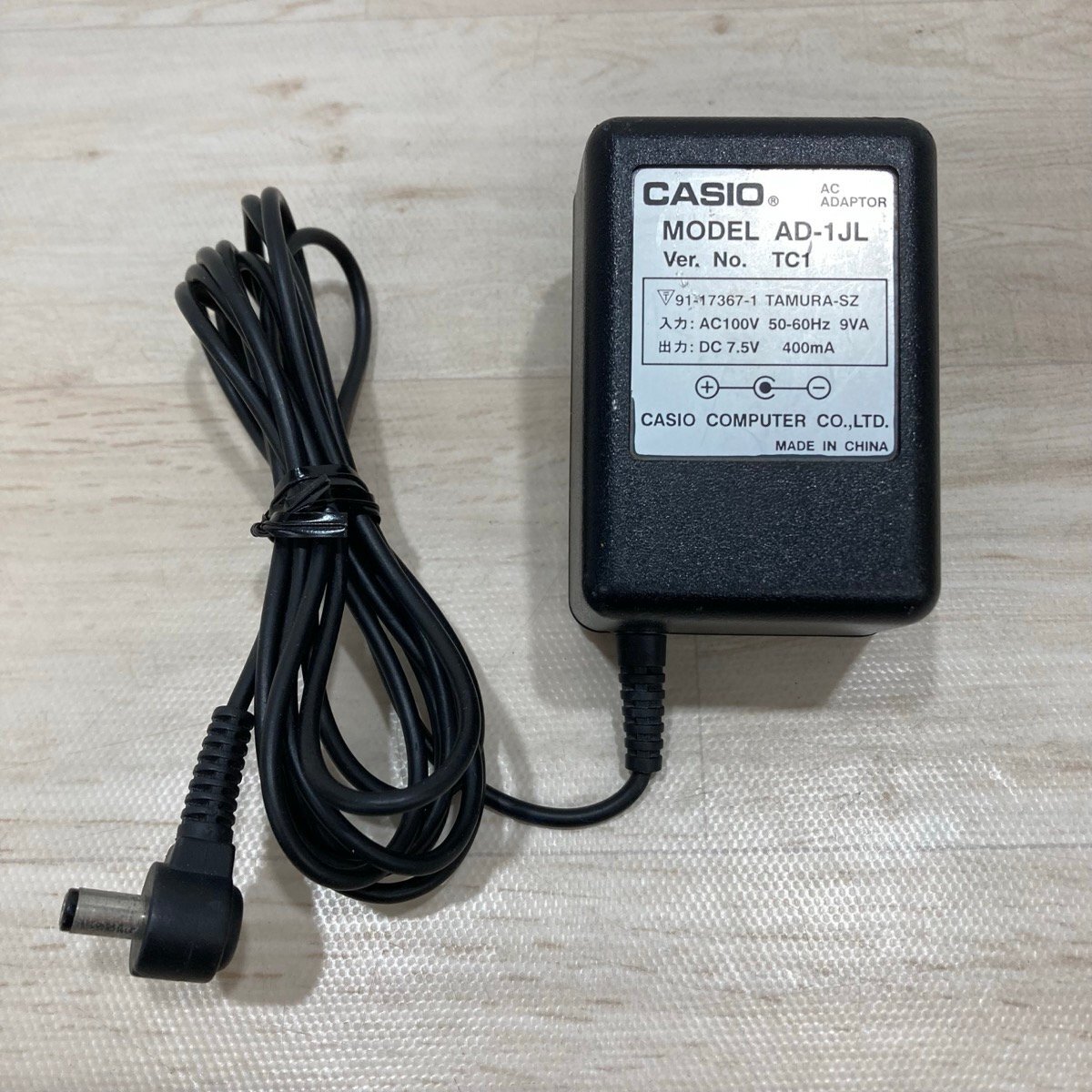 【中古】CASIO　キーボード　充電コード付 Amazon.co.jp: Tyuusei カシオ キーボード 電子ピアノ AC