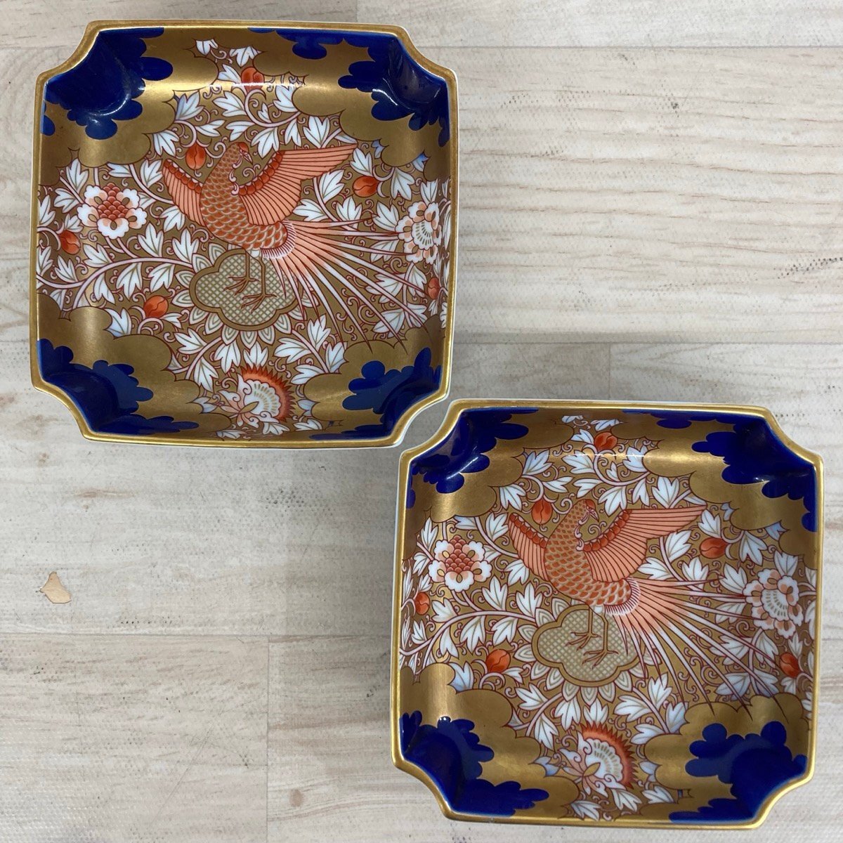 【新品】深川製磁　染錦鳳凰　角花生 有田焼【深川製磁】染錦 鳳凰 鶴 角花生 花生（深川製磁 染錦