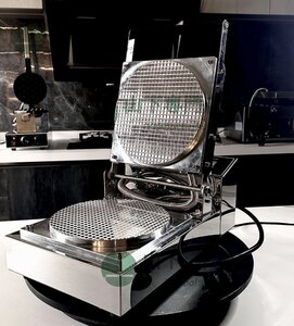 厨房専門店 アイスコーン ワッフル コーン 業務用 アイスコーンメーカー テフロンコーティング無し100V 【専門店の安心の1年保証付】