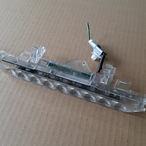 AZR60 ノア ハイマウントストップランプ LED KOITO 28-179 トヨタ 81570-28210