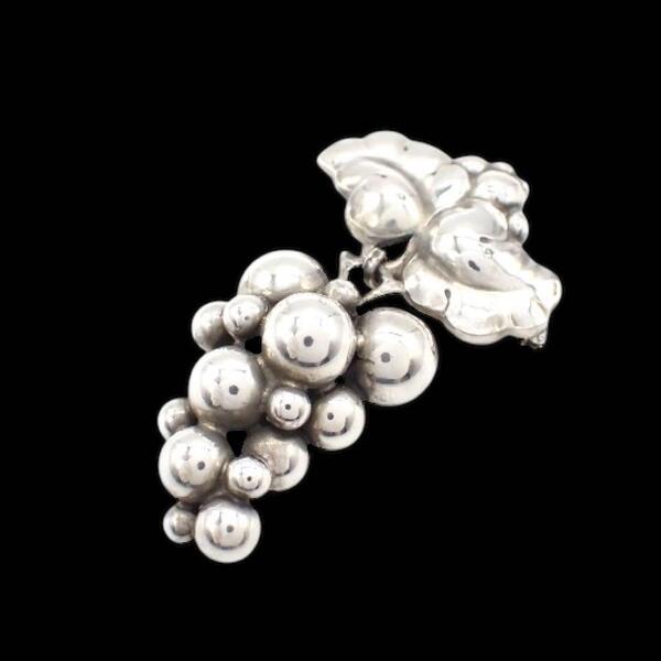 箱 Georg Jensen ジョージジェンセン ぶどう ムーンライトグレープ ピンブローチ ブローチ #217B 925 シルバー スターリングシルバー 3462