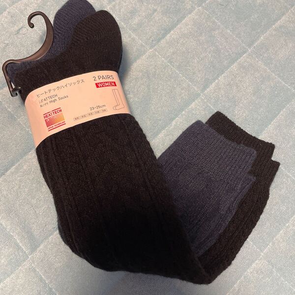 送料無料 新品 UNIQLO ユニクロ ヒートテック ハイソックス2足セット 23-25cm 黒&紺色 ブラック&ネイビー 送料込み