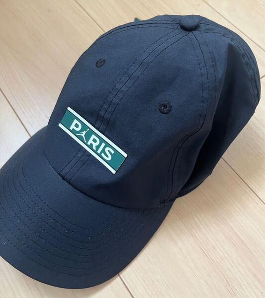【 美中古品 】nike cap キャップ 帽子 ランニング マラソン トレーニング サッカー psg パリサンジェルマン jordan ジョーダン 黒