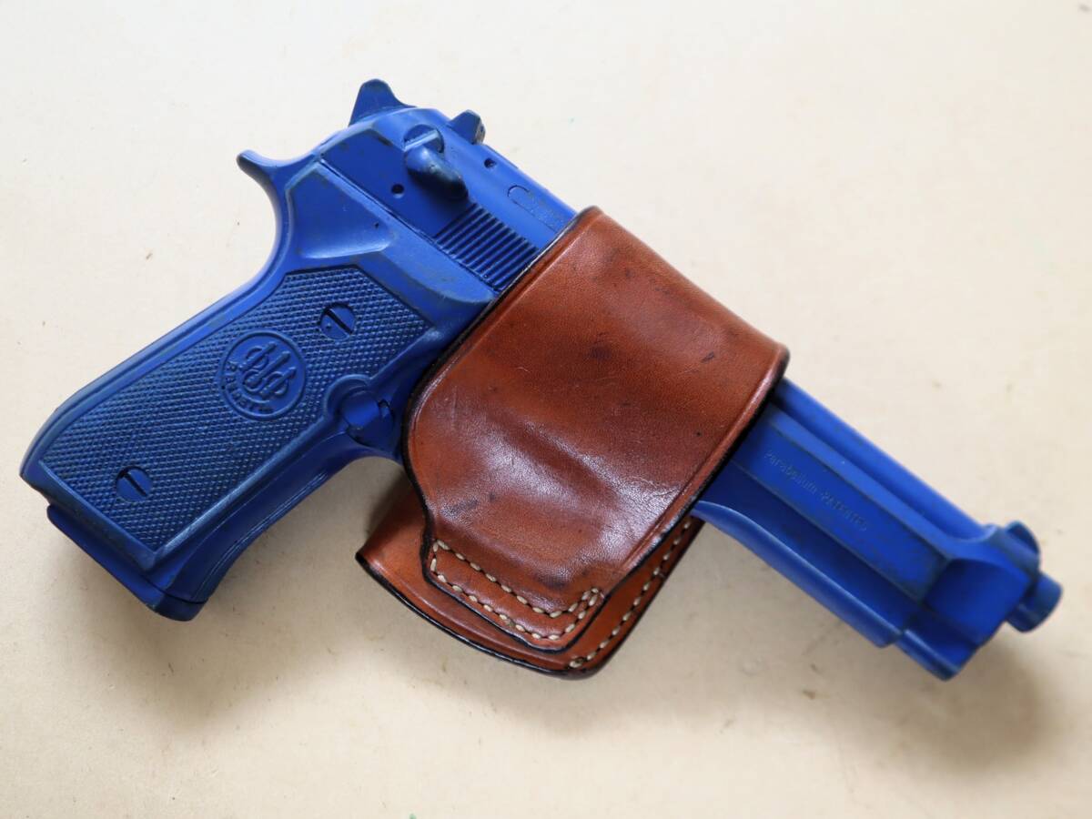 【ガスガン】KSC ヘビーウェイト M92 ベレッタ ホルスター付き Yahoo!オークション -「ベレッタ m92 ホルスター」の落札相場