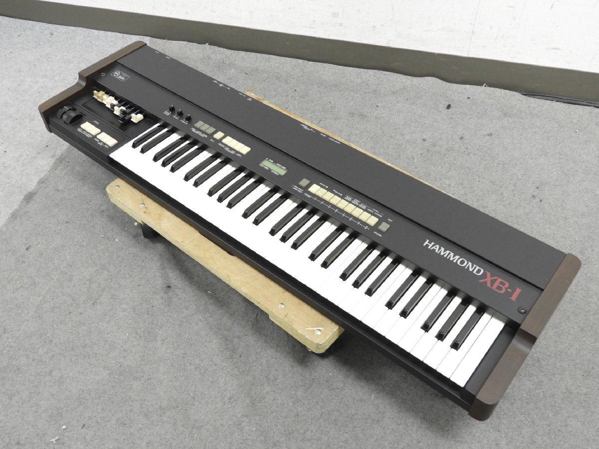 Hammond XB-1 アナログシンセサイザー Hammond XB-1 アナログシンセサイザー HAMMOND XB-1 Vintage