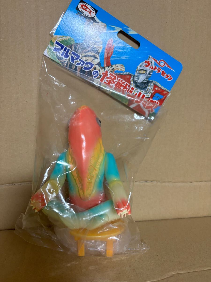 メトロン星人 蓄光 ソフビ ちゃぶ台付き Yahoo!オークション -「メトロン星人 ちゃぶ台」の落札相場