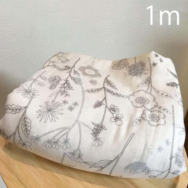 ナチュラル♪オフ白地に線画の花柄ダブルガーゼ生地1m★草花模様/スタイやマスク/大人かわいい北欧風/綿100%やわらか素材/日本製