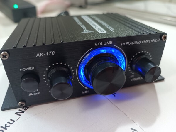 新品未使用 デジタルアンプ Hi-Fi AMPLIFIER STEREO DC12V 今ならイヤホンジャック変換アダプタ付