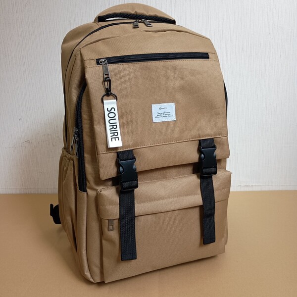 新品未使用 送料込み メンズ レディース リュックサック 大容量 多機能 マザーズバッグ 旅行 通勤通学 韓国風 部活 スポーツ