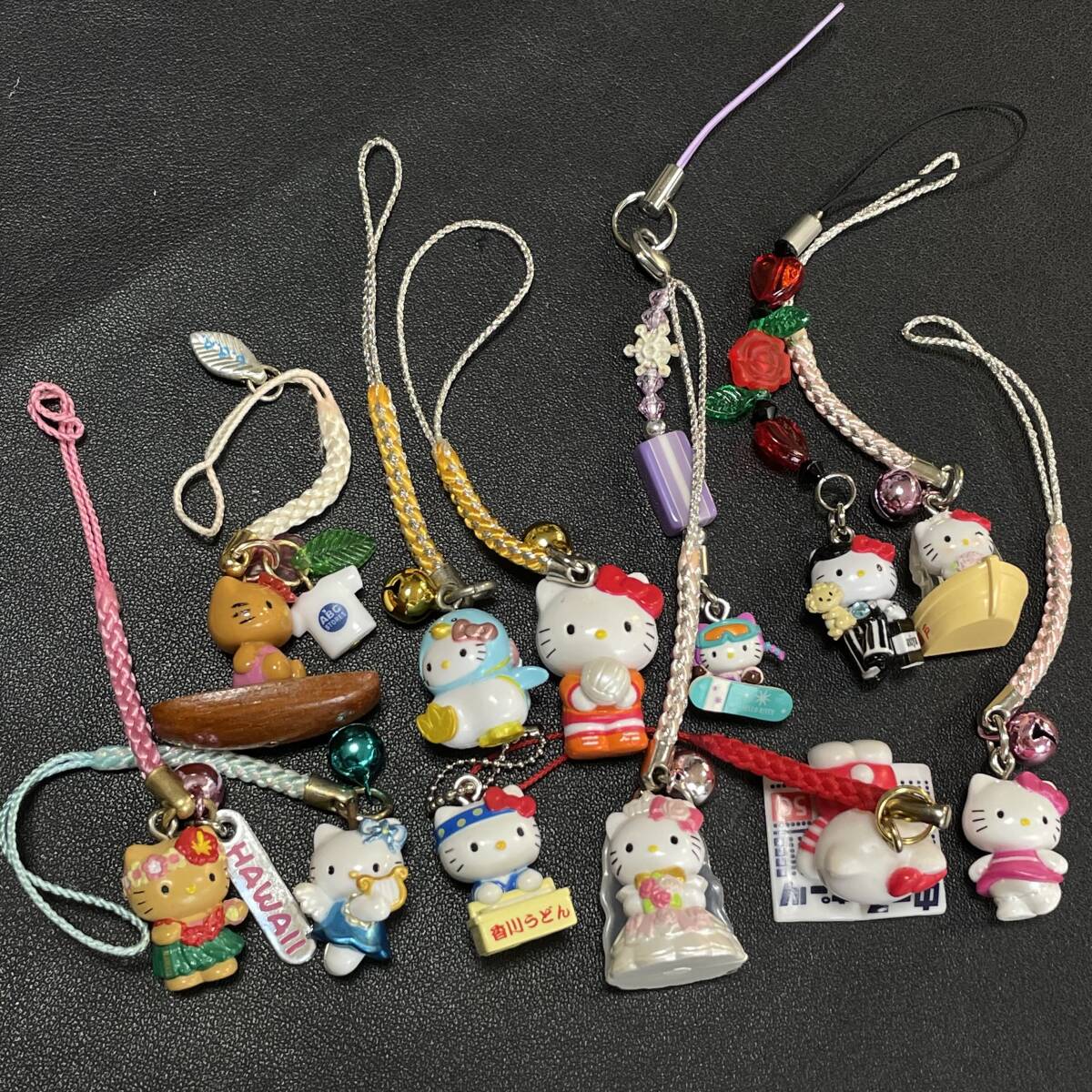 ハローキティ根付け(27個セット) 超特価激安の商品をすべて ハローキティ根付け(27個セット