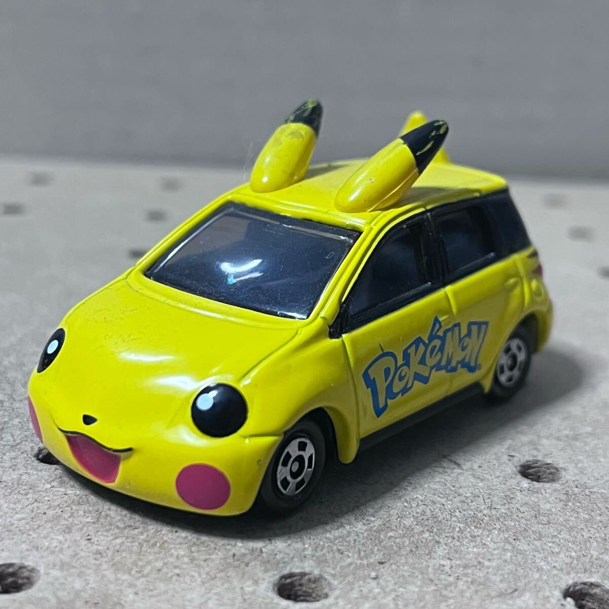 新品・未開封】ドリームトミカライドオンR10 ピカチュウ