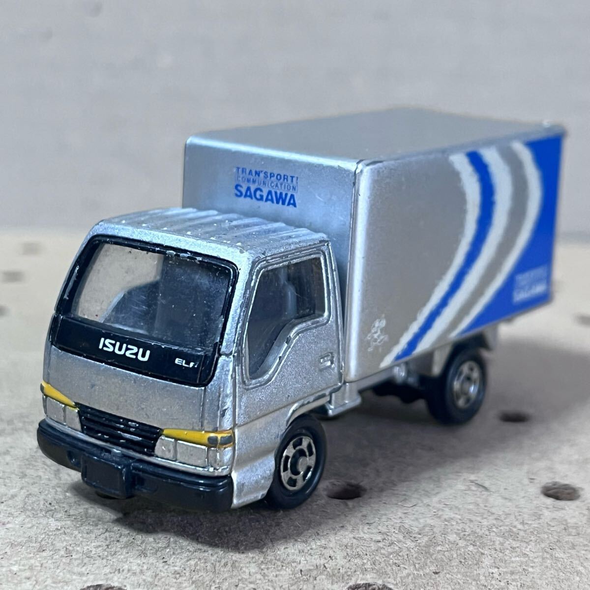 SAGAWA ミニカー トラック 人形付き