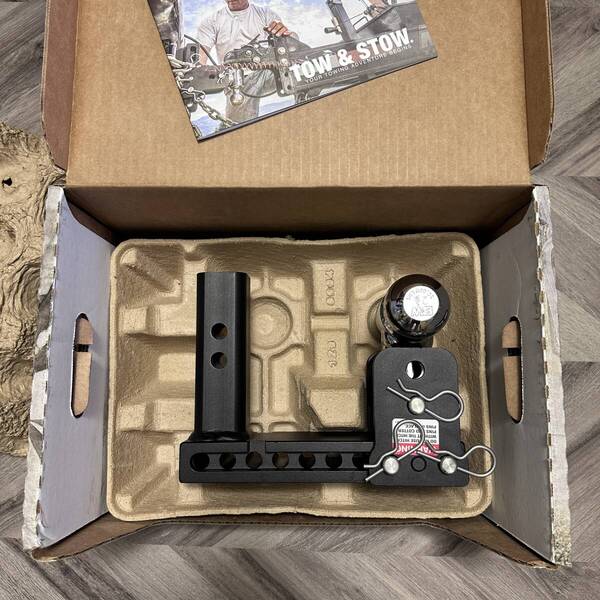 一回のみ仮取付(牽引なし) B&W Tow & Stow 2インチレシーバー デュアルボール 7インチドロップ
